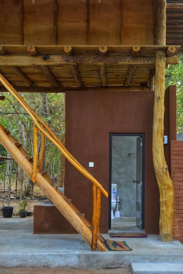 Pidurangala View Treehouse Apartment Sigiriya Luaran gambar
